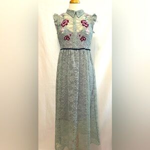 HOPE & IVY Elegant Lace Dress with Floral Embroidery size 12